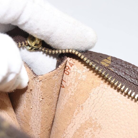 LOUIS VUITTON Monogram Bucket PM Accessory Pouch - Picture 16 of 16